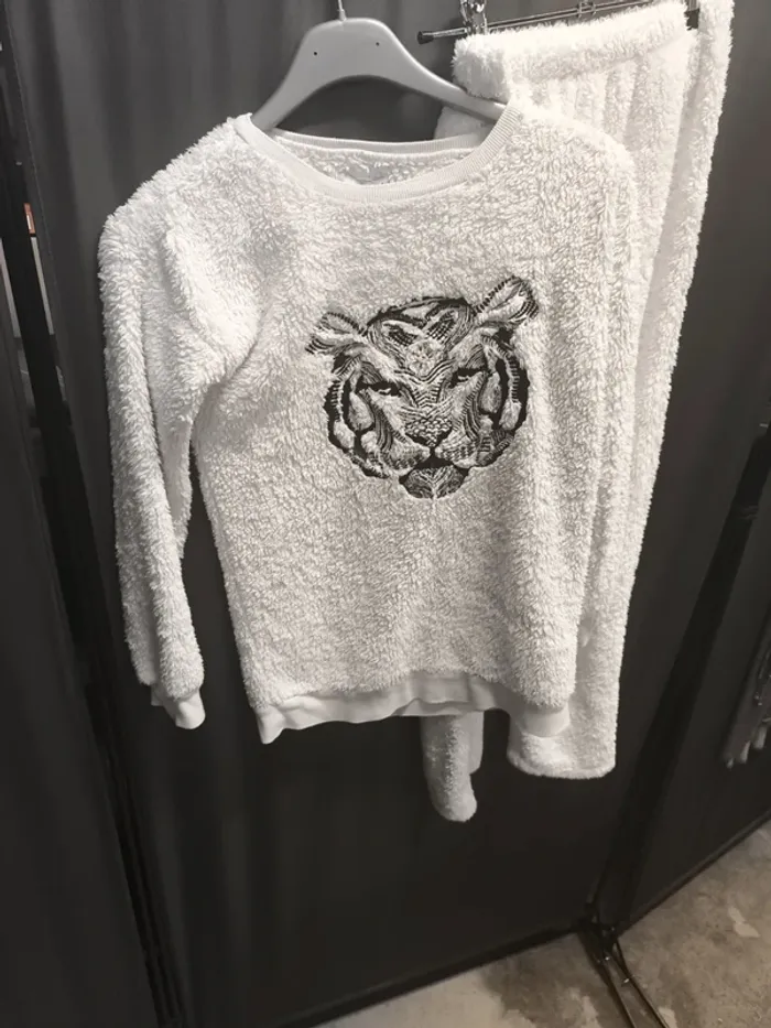 278705Pyjama 2 pièces blanc fille 14 ans