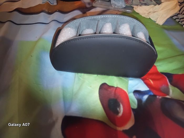 Porté télécommande/téléphone - photo numéro 2