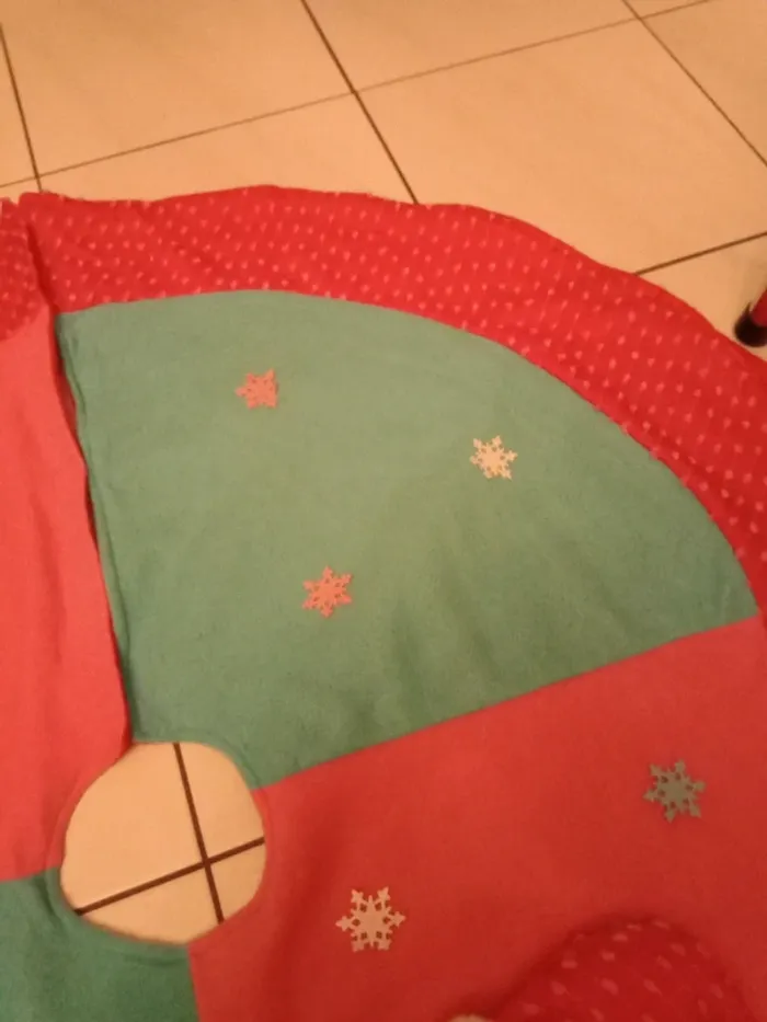 Tapis dessous de sapin père noël en relief - photo numéro 8