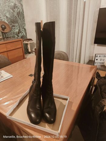 Botte noire