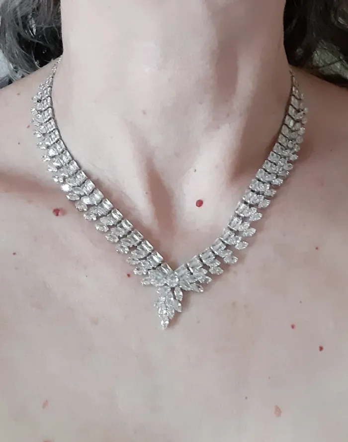 Magnifique parure collier, bracelet, bague et boucles d'oreilles Belle Miss en cristaux (strass) - photo numéro 7