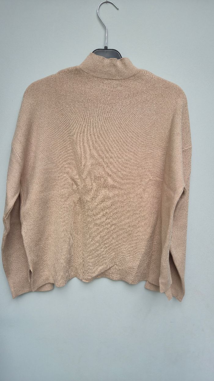 Pull cache cache - photo numéro 2