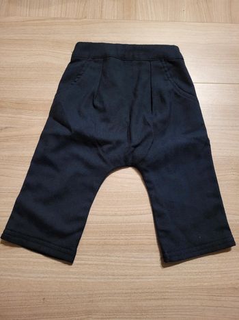 Pantalon taille 6 mois (63-69 cm)