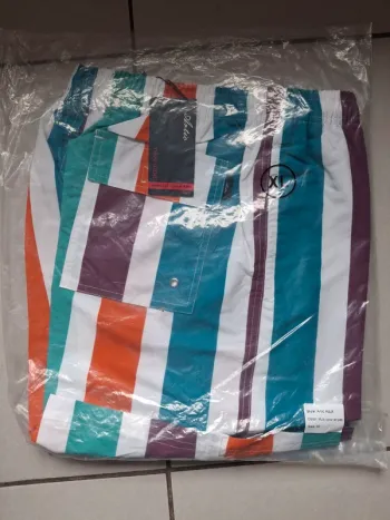 Short de bain homme XL Neuf