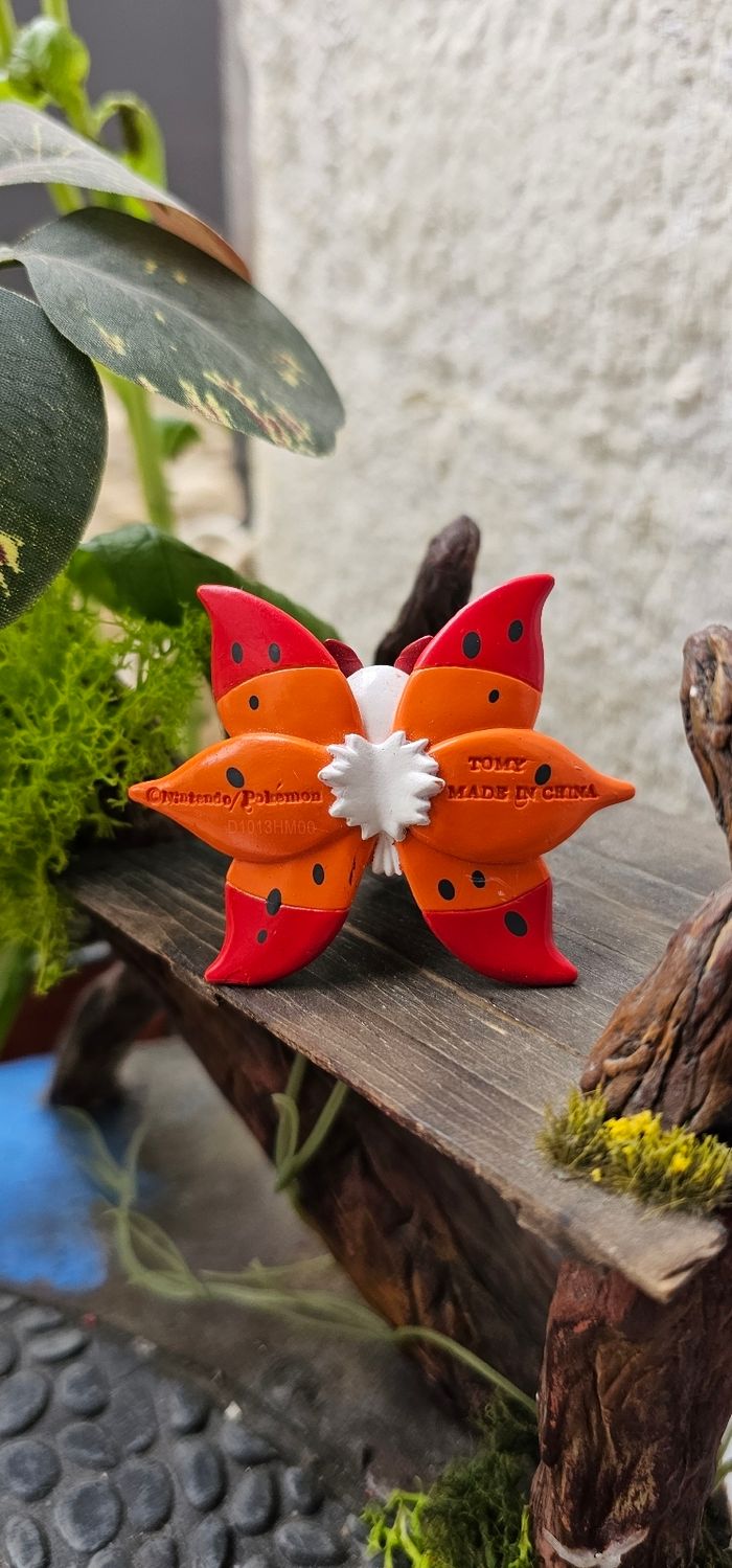 Super figurine Pokemon Nintendo  tomy pyrax - photo numéro 4