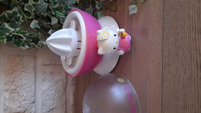 Presse agrumes Hello Kitty - photo numéro 2