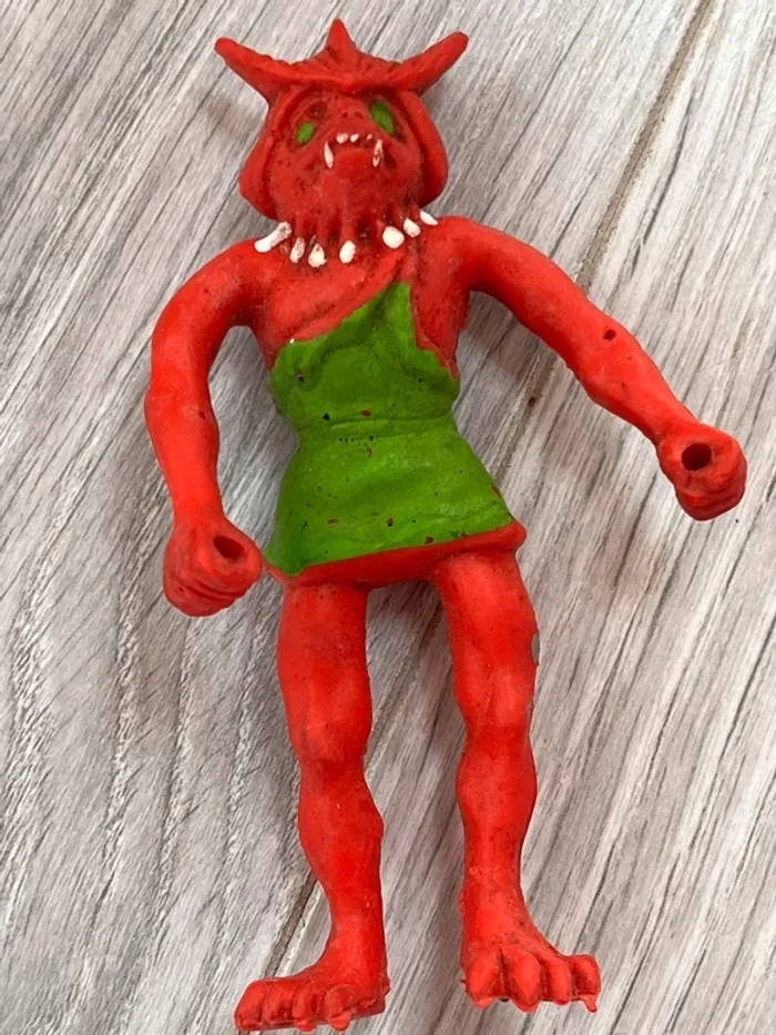 Figurine flexible the other word zendo