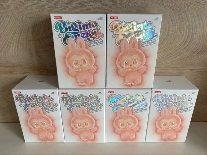 Labubu big into energy – Pop Mart neuf - the monsters