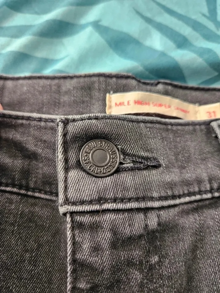 Levis Hight super skinny W31L30 gris - photo numéro 6