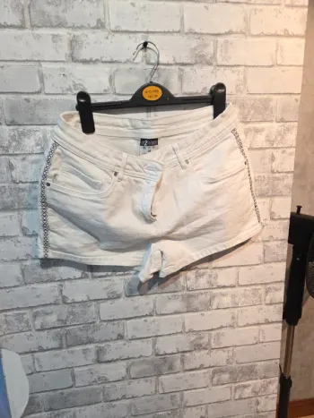 Short en jean taille 40 UP2fashion