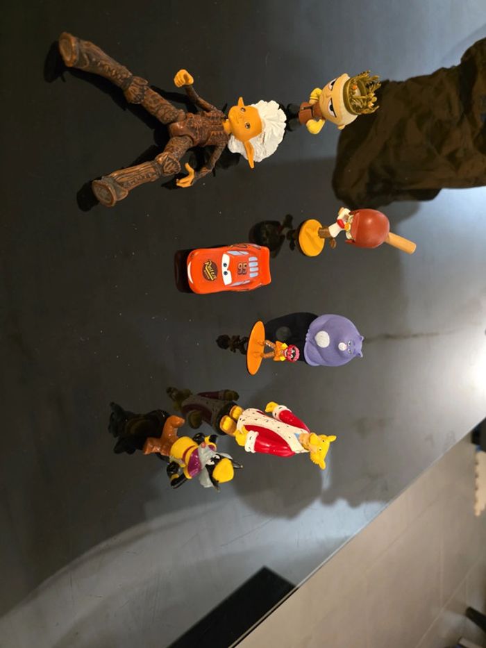 Lot 8 figurines Disney Pixar Cartoon