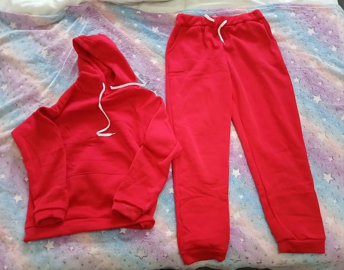 Ensemble jogging chaud rouge