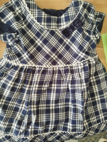 #kytie3moisfille. Robe taille 3 mois