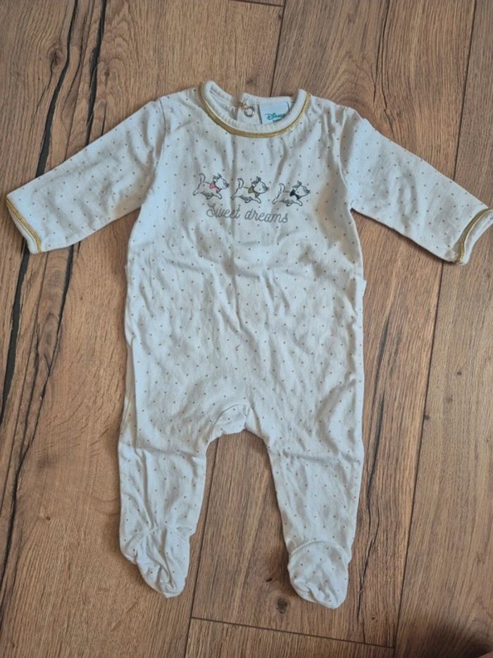 Lot 6 pyjamas cotons printemps été 3 mois, 1 neuf, 3 en très bon, 2 en bon etat - photo numéro 18