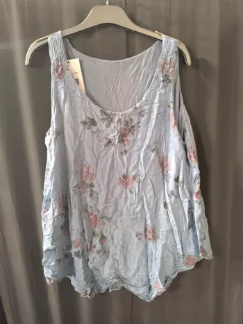 323511 Débardeur bleu ciel femme L avec fleurs