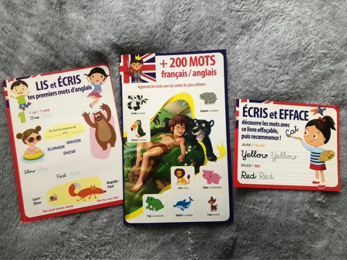 Lis et écris en anglais