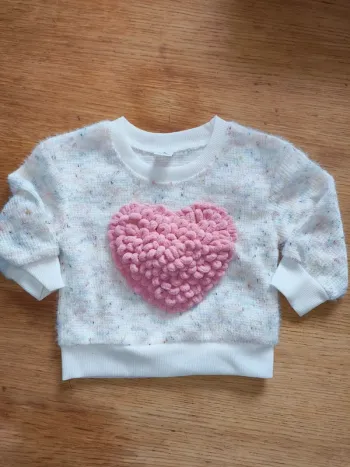 Pull fille 9 12 mois neuf sans étiquette