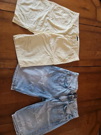 Lot 2 shorts