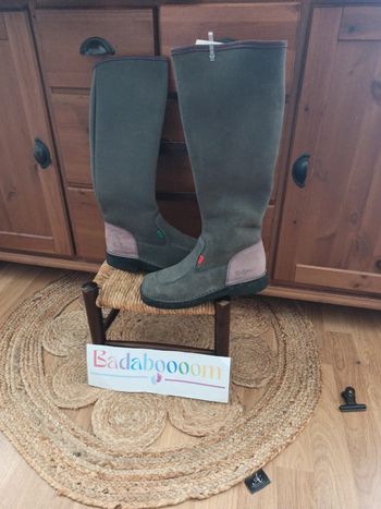 Bottes kickers 36 neuf