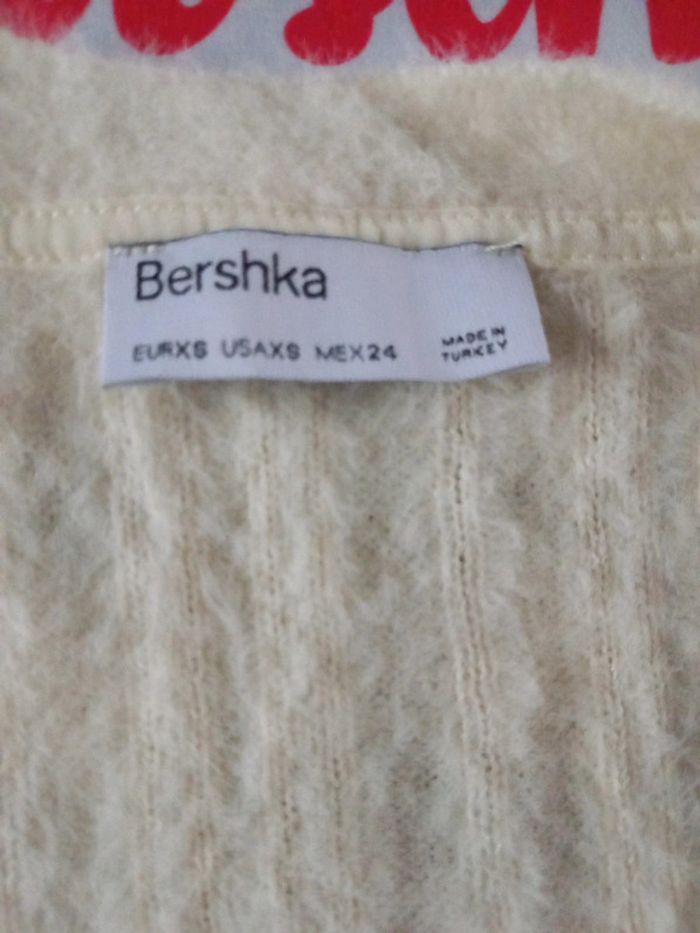 Pull taille xs bershka - photo numéro 3