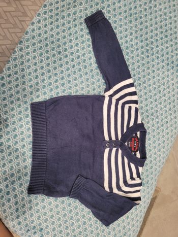 Pull 18-24mois