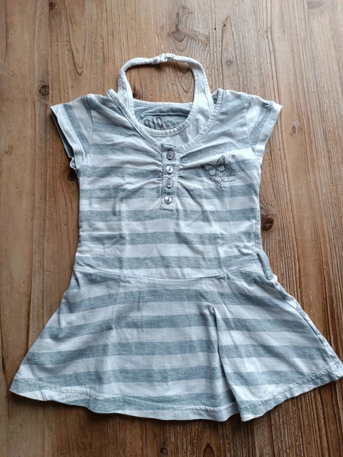 Robe 4 ans