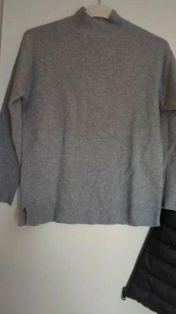 Pull col cheminée primark taille 34 XS