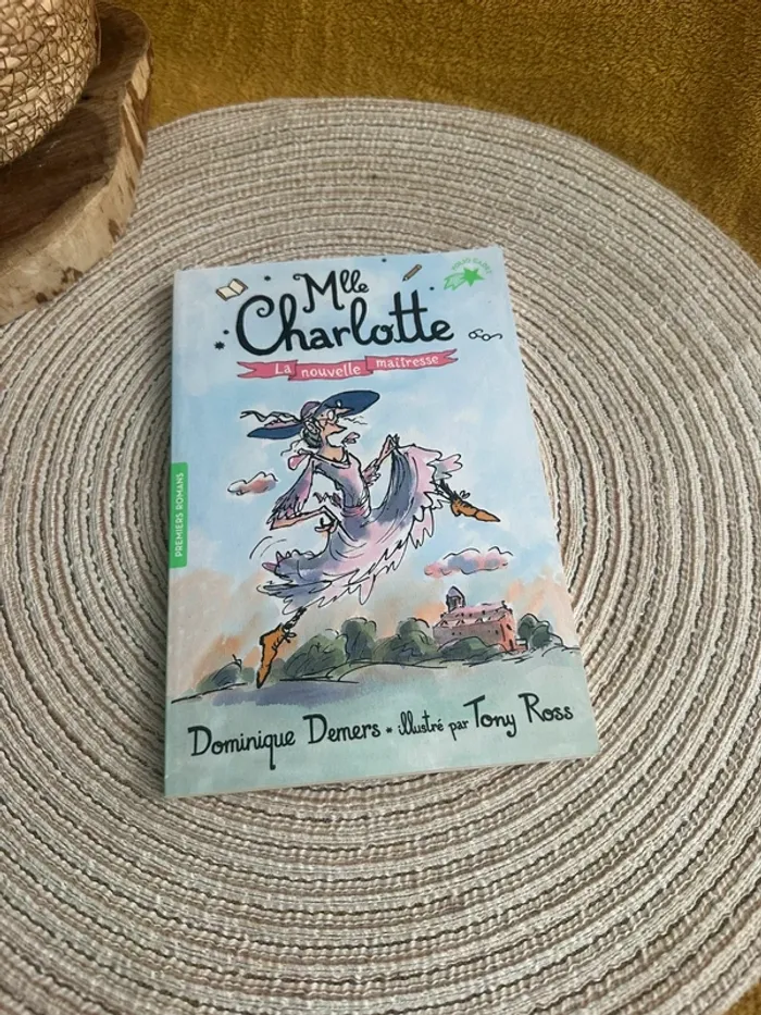 Livre Mlle Charlotte