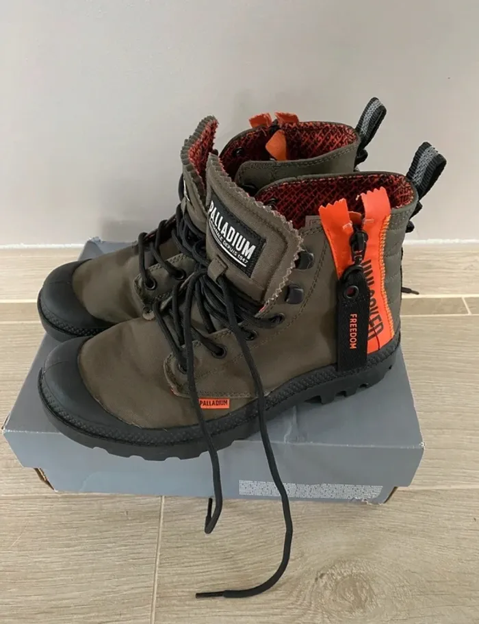 Palladium pampa unlocked kaki/orange taille 38 - photo numéro 3