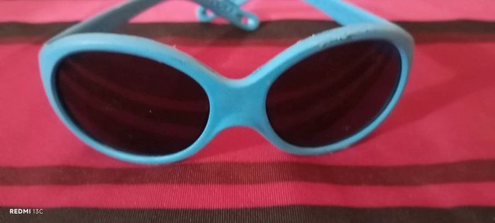 Lunette de soleil - photo numéro 2