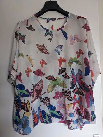 Blouse manches courtes taille 42