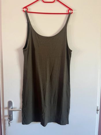 Robe bretelle