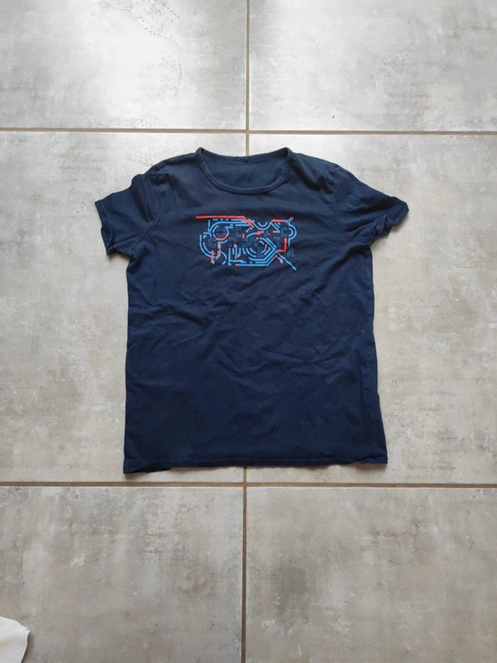 Lot de 2 t-shirts garçon taille 12 ans. - photo numéro 2