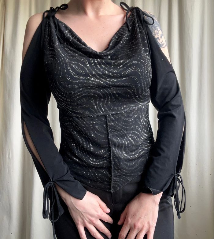 Top paillettes manches fendues Goth y2k vintage annees 2000 - Taille S/M - photo numéro 3