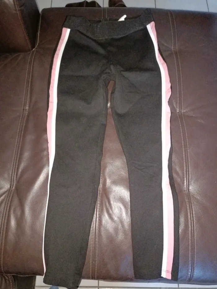 Pantalon Zara taille s bande rose