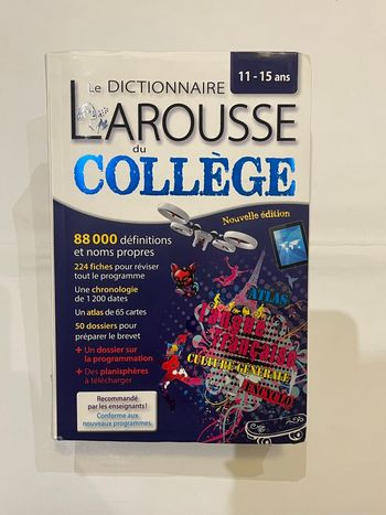 Le dictionnaire larousse du collège