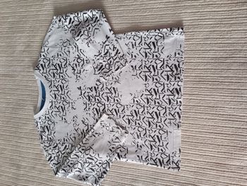 Tee shirt manches T 6 ans