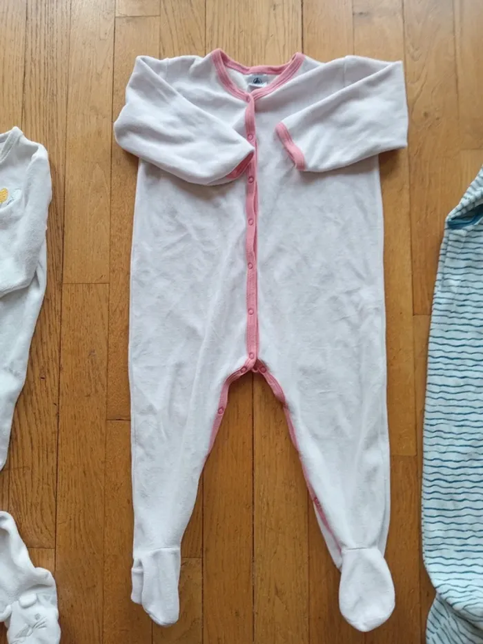 Lot 3 pyjamas grenouillère fille velours hiver, 1 pièce, Petit Bateau 24 mois - photo numéro 9