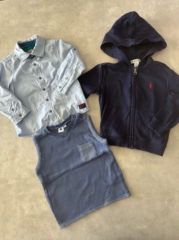 Gilet à capuche+ chemise + pull sans manches 24 mois