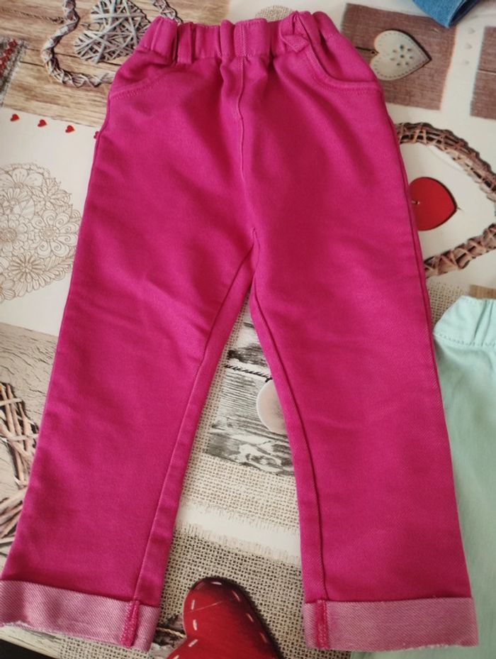 Lots pantalon 1 ans et demi*2 et 24 mois*2 - photo numéro 2