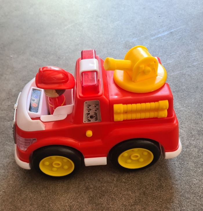 Véhicules sonores et lumineux - photo numéro 2