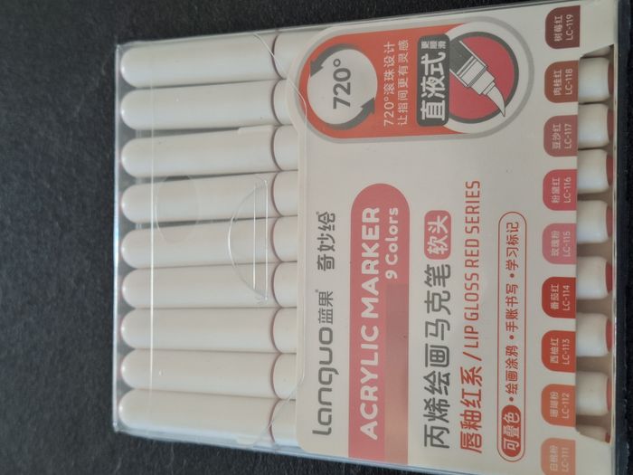 Boîte de 9 feutres acryliques Languo – Lip Gloss Red Series
