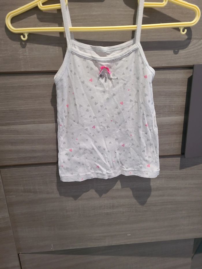 Débardeur avec cœur, taille 8 ans