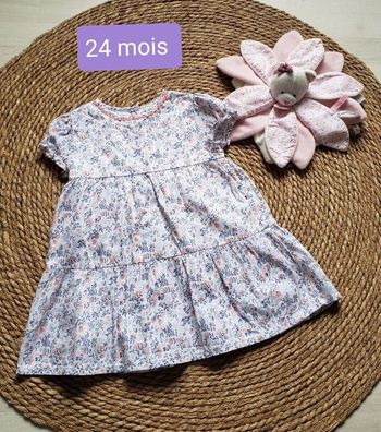 Robe 24 mois