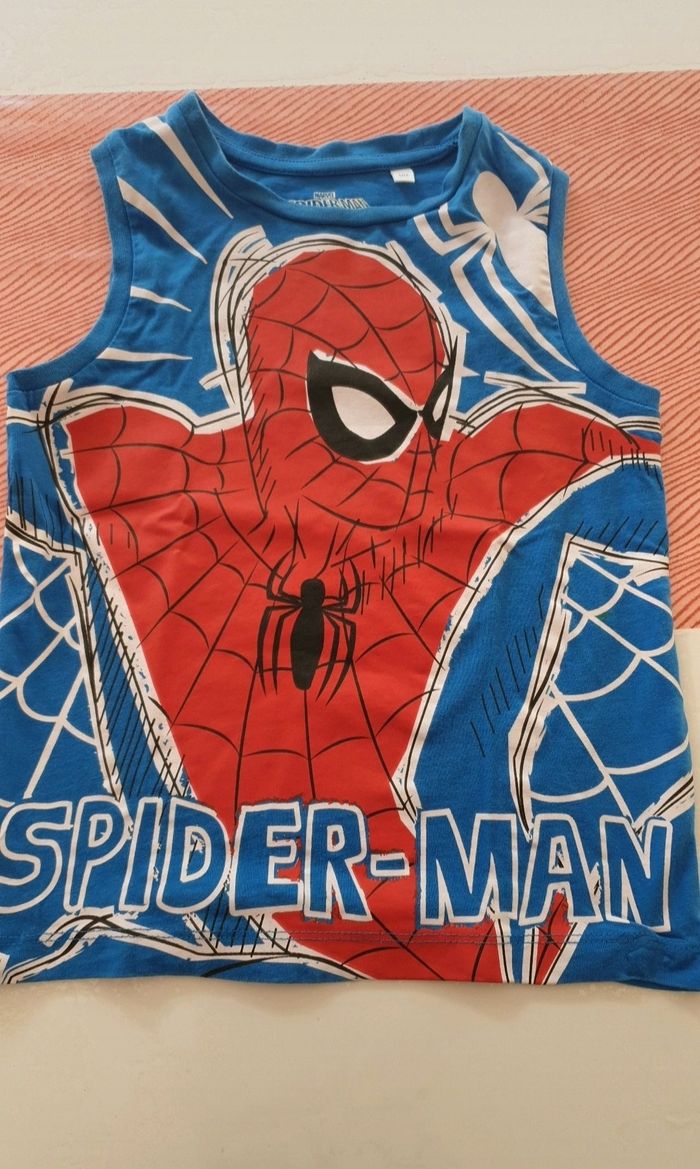 Débardeur spiderman 4ans