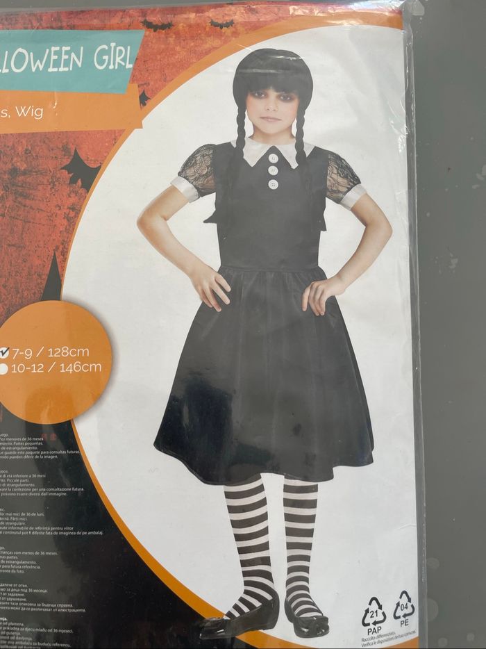 Déguisement robe et perruque Mercredi Adams T 7-9 ans Neuve étiquette - photo numéro 10