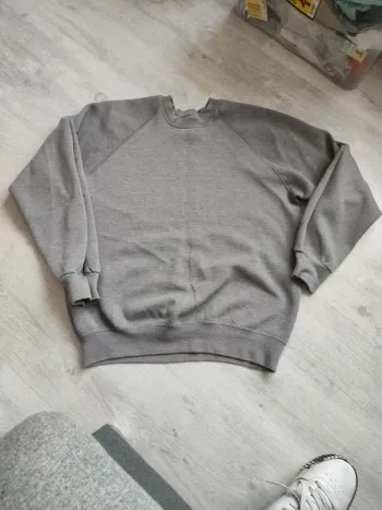 Pull gris