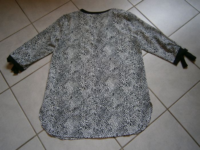 Chemisier motif "Dalmatien" manches 3/4 Taille 42 - photo numéro 6
