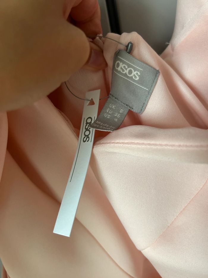 Robe chic demoiselle d’honneur cérémonie rose clair asos - photo numéro 4