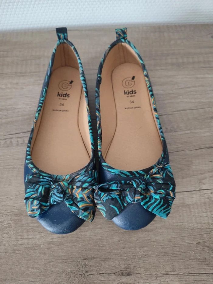 Ballerines bleu marine pointure 34 Gémo
